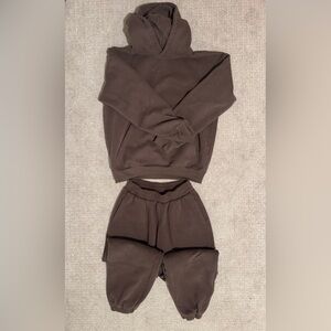 Brown Comfrt Sweat Set (Medium)